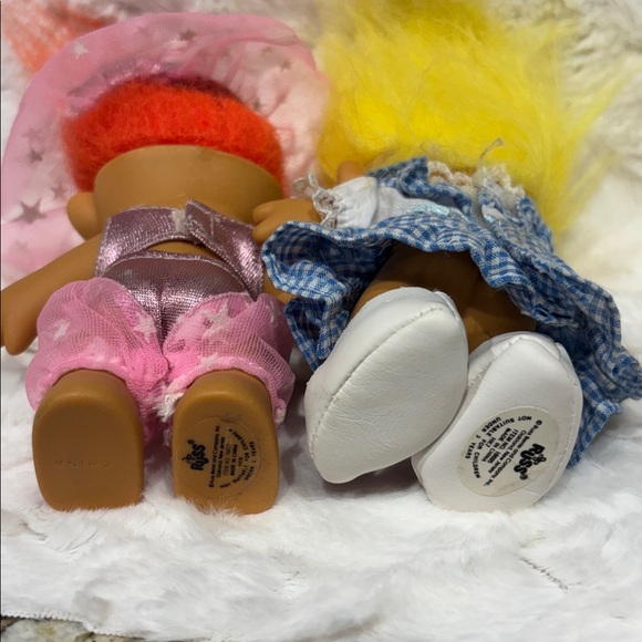 Charming Troll Dolls - Genie and Dorothy - Picture 4 of 4